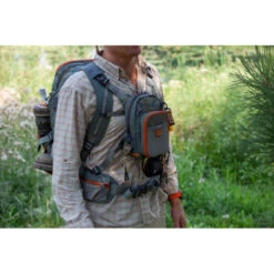 Fishpond Firehole 26 Liter Backpack 11 Fishpond Firehole 26 Liter Backpack -Hang Time Shop Firehole 26 Liter Backpack 5